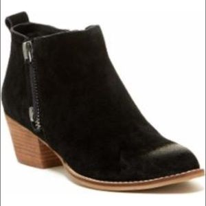 Dolce Vita Booties